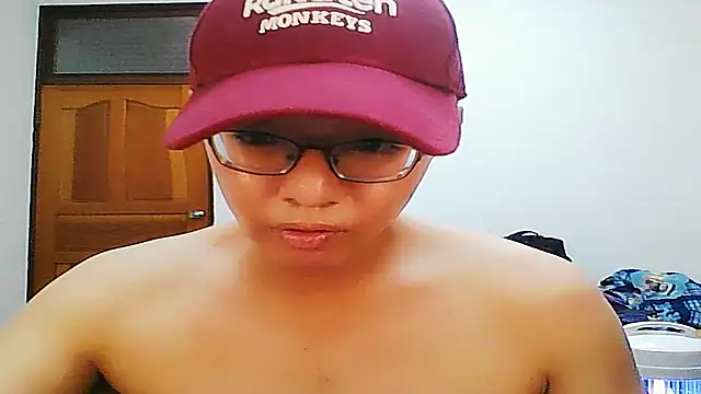 Snapshot of poter77112 chatting on April 9, 2026, 6:47 pm poter77112 online show from April 9, 2026, 6:47 pm