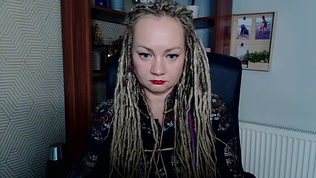 KayaMagic online show from December 15, 2025, 6:03 pm