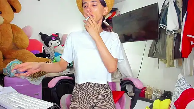 Lawrncesofiets online show from November 16, 2025, 4:12 pm