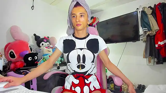 Lawrncesofiets online show from November 7, 2025, 8:46 pm