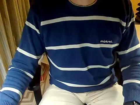 Snapshot of mariohurt101 chatting on June 24, 2026, 9:45 pm mariohurt101 online show from June 24, 2026, 9:45 pm