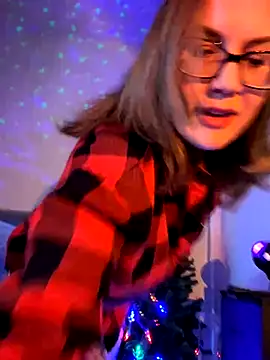 Snapshot of MaiseKnox chatting on November 23, 2025, 6:51 pm MaiseKnox online show from November 23, 2025, 6:51 pm