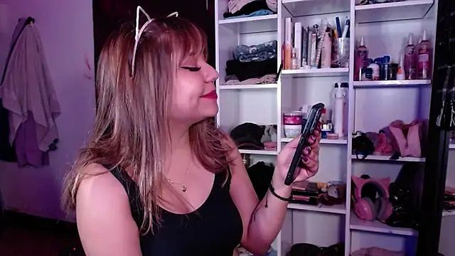 lil daisy7 online show from December 12, 2024, 7:30 am