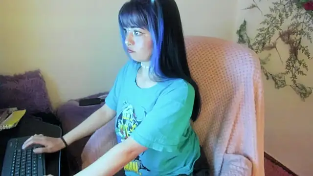 Snapshot of Sammysammy_ chatting on October 19, 2025, 9:23 am Sammysammy online show from October 19, 2025, 9:23 am