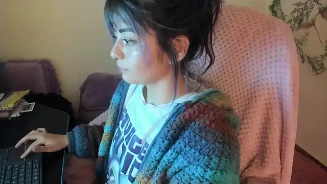 Snapshot of Sammysammy_ chatting on October 8, 2025, 2:35 am Sammysammy online show from October 8, 2025, 2:35 am