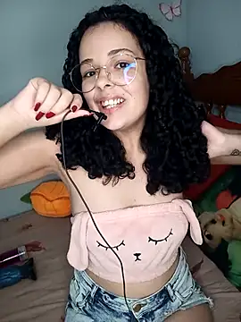 Snapshot of NinaSweet2 chatting on February 19, 2026, 3:58 am NinaSweet2 online show from February 19, 2026, 3:58 am