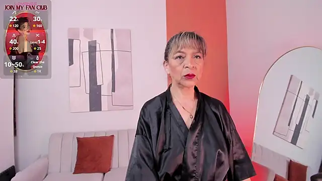 Snapshot of GraceElizabeth_ chatting on July 18, 2026, 8:28 pm GraceElizabeth online show from July 18, 2026, 8:28 pm