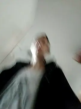 JoLeNe27 online show from October 31, 2025, 5:37 am