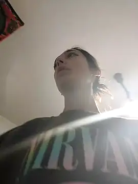 JoLeNe27 online show from November 5, 2025, 5:32 am