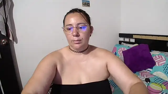 sexxy ticki online show from September 17, 2025, 10:01 pm