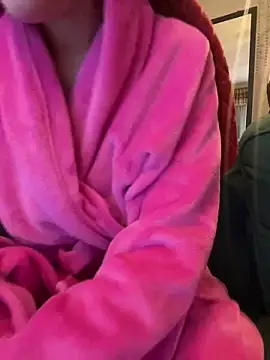 Snapshot of Lolybarbie chatting on December 20, 2024, 2:37 pm Lolybarbie online show from December 20, 2024, 2:37 pm