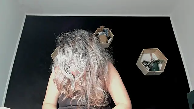 Snapshot of Alesys69 chatting on March 22, 2026, 12:58 am Alesys69 online show from March 22, 2026, 12:58 am