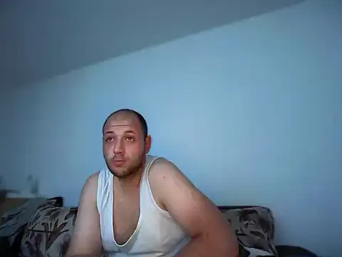 Snapshot of Flakka95 chatting on June 12, 2026, 11:35 pm Flakka95 online show from June 12, 2026, 11:35 pm