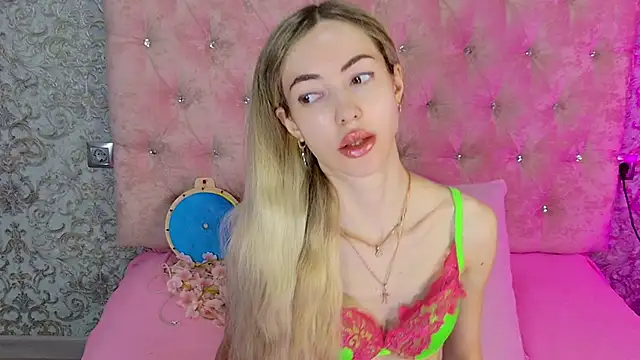 Snapshot of Akilla_Queen chatting on June 28, 2026, 1:56 am Akilla Queen online show from June 28, 2026, 1:56 am