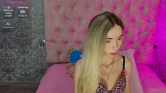 Snapshot of Akilla_Queen chatting on July 9, 2026, 1:50 am Akilla Queen online show from July 9, 2026, 1:50 am