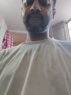 Rohit19997776 online show from June 18, 2026, 3:05 am