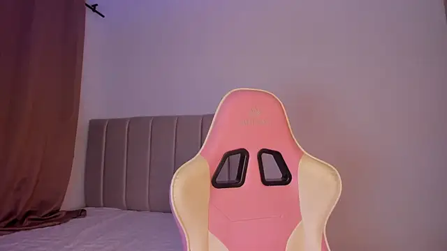 Snapshot of isa_bunny chatting on December 16, 2025, 6:06 am isa bunny online show from December 16, 2025, 6:06 am