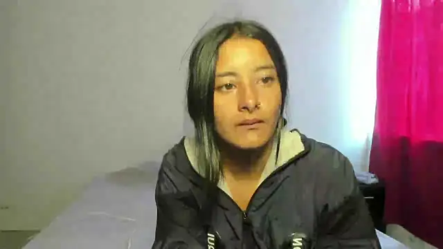 Snapshot of skinny_Yizz chatting on October 21, 2025, 7:46 pm skinny Yizz online show from October 21, 2025, 7:46 pm