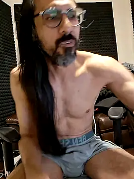 Snapshot of Youreherewithme chatting on May 9, 2026, 10:02 pm Youreherewithme online show from May 9, 2026, 10:02 pm