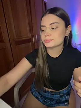 Snapshot of Miss_valeriaa chatting on October 22, 2025, 10:41 pm Miss valeriaa online show from October 22, 2025, 10:41 pm