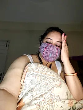 Snapshot of Sheela-Bhabi chatting on April 14, 2026, 8:36 pm Sheela-Bhabi online show from April 14, 2026, 8:36 pm