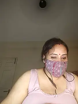 Snapshot of Sheela-Bhabi chatting on April 13, 2026, 1:15 pm Sheela-Bhabi online show from April 13, 2026, 1:15 pm
