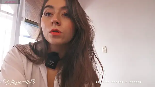 Snapshot of Bellapazzia chatting on October 7, 2025, 4:41 pm Bellapazzia online show from October 7, 2025, 4:41 pm