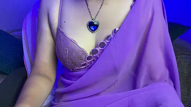 Snapshot of Queen_Angelena chatting on July 26, 2026, 3:19 pm Queen Angelena online show from July 26, 2026, 3:19 pm