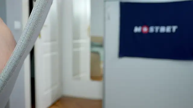 Snapshot of foxeslovefoxes chatting on January 6, 2025, 4:13 pm foxeslovefoxes online show from January 6, 2025, 4:13 pm