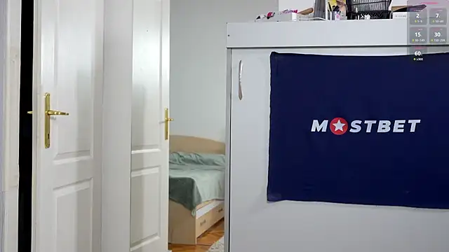 Snapshot of foxeslovefoxes chatting on December 14, 2024, 5:25 pm foxeslovefoxes online show from December 14, 2024, 5:25 pm