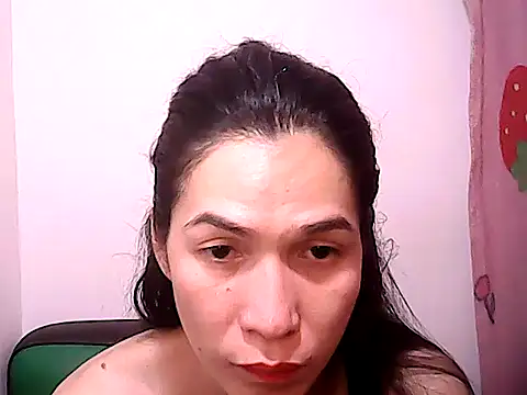 Snapshot of BigDickTrans chatting on November 2, 2025, 2:16 am BigDickTrans online show from November 2, 2025, 2:16 am