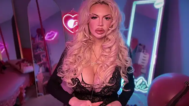 bimbotwerkqueen online show from November 6, 2025, 12:47 am