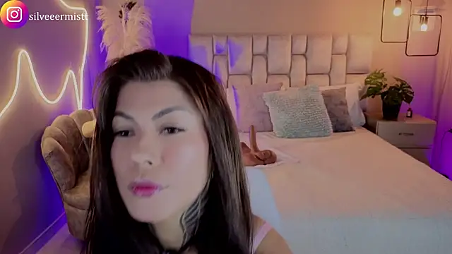 pamela reyes  online show from April 30, 2026, 2:57 pm