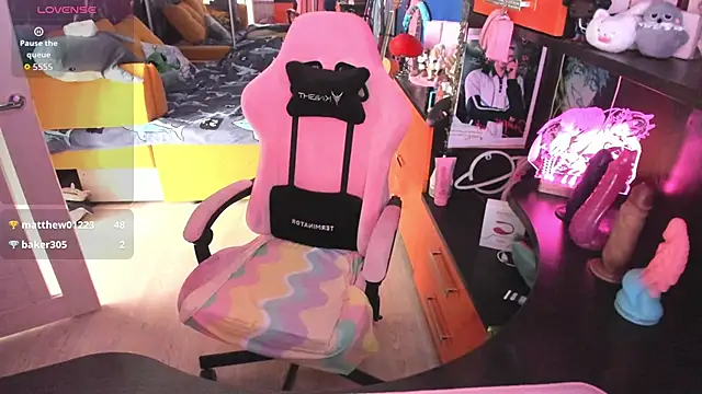 Softie Sofy online show from February 20, 2026, 8:05 am