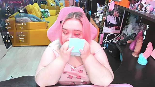 Snapshot of Softie_Sofy chatting on June 20, 2026, 2:38 am Softie Sofy online show from June 20, 2026, 2:38 am