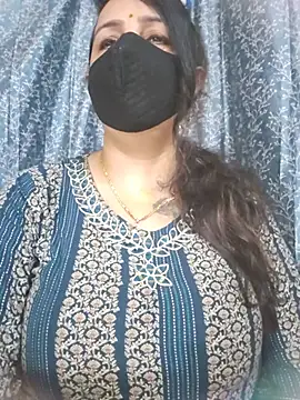 cute-tanvi online show from August 6, 2026, 1:33 am