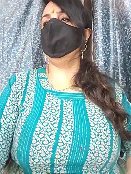 cute-tanvi online show from July 14, 2026, 2:05 am