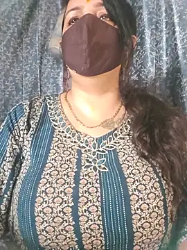 cute-tanvi online show from July 25, 2026, 12:40 am