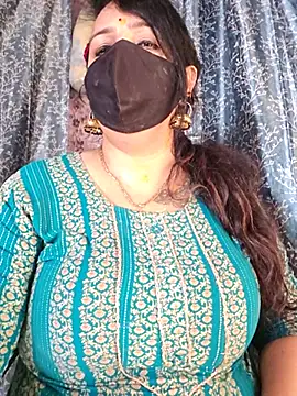 cute-tanvi online show from June 26, 2026, 1:00 am