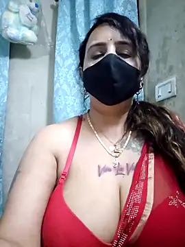 cute-tanvi online show from December 22, 2025, 12:49 pm