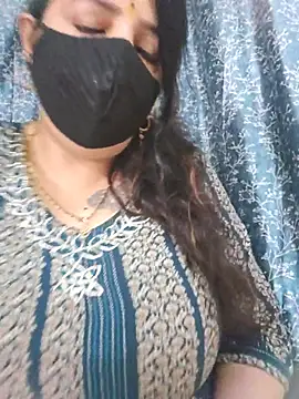 cute-tanvi online show from August 8, 2026, 1:01 am