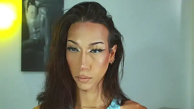 Kenisha Sweet online show from November 29, 2025, 5:02 pm