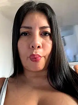 natural bigboobs online show from December 4, 2025, 2:27 pm