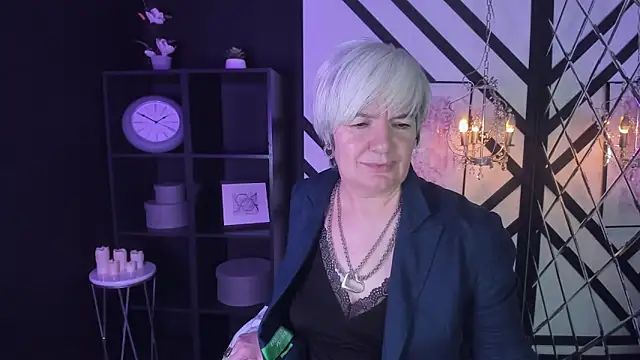 CarmenSoft online show from January 19, 2025, 3:29 am
