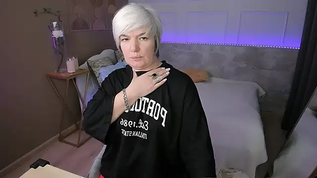 CarmenSoft online show from May 2, 2026, 8:52 am