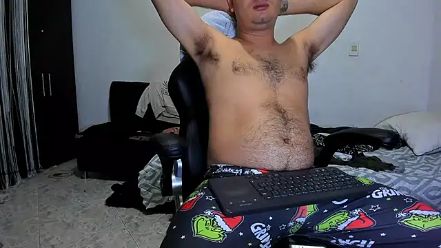 Snapshot of ares_sexxx chatting on June 17, 2026, 10:14 am ares sexxx online show from June 17, 2026, 10:14 am