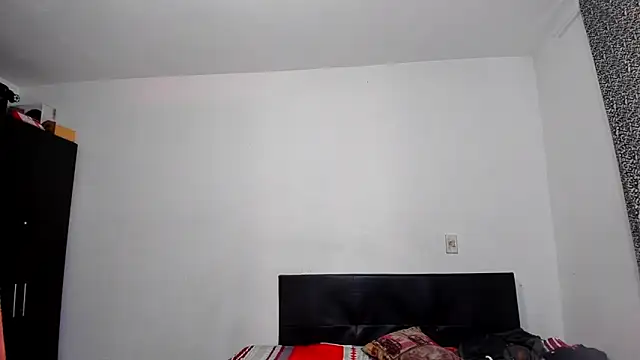 ares sexxx online show from March 15, 2026, 7:54 pm