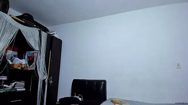 Snapshot of ares_sexxx chatting on August 8, 2026, 3:57 am ares sexxx online show from August 8, 2026, 3:57 am