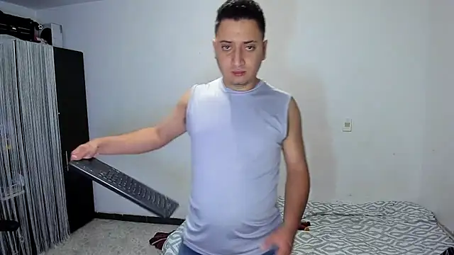 ares sexxx online show from April 26, 2026, 9:56 pm