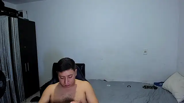 Snapshot of ares_sexxx chatting on July 5, 2026, 4:19 am ares sexxx online show from July 5, 2026, 4:19 am